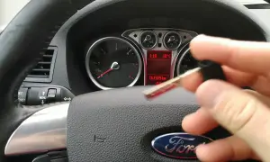 Jak otworzyć kluczyk Ford: proste kroki, aby uniknąć problemów