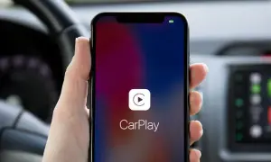 Jak połączyć iPhone z samochodem - proste kroki i cenne porady