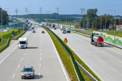 Dokąd prowadzi autostrada A1? Odkryj kluczowe miasta i trasy
