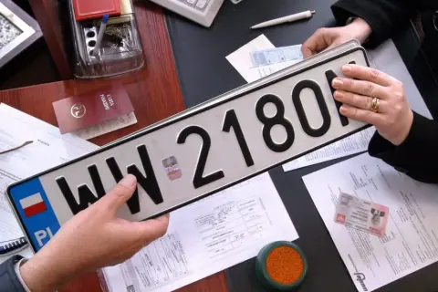 Gdzie zarejestrować samochód? Sprawdź miejsca, dokumenty i koszty bez stresu