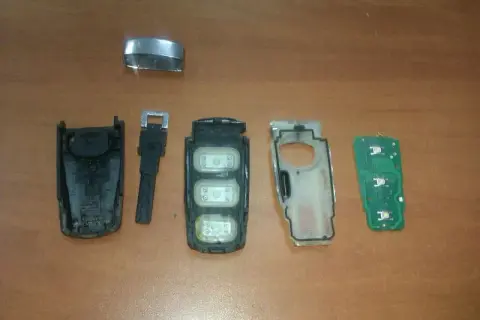 Jak otworzyć Passata B6 bez kluczyka - skuteczne metody i porady