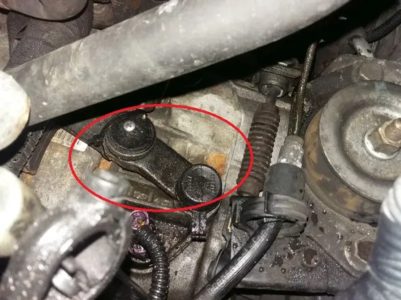 Gdzie dokładnie jest lewarek w Opel Vivaro? Sprawdź, by uniknąć problemów!