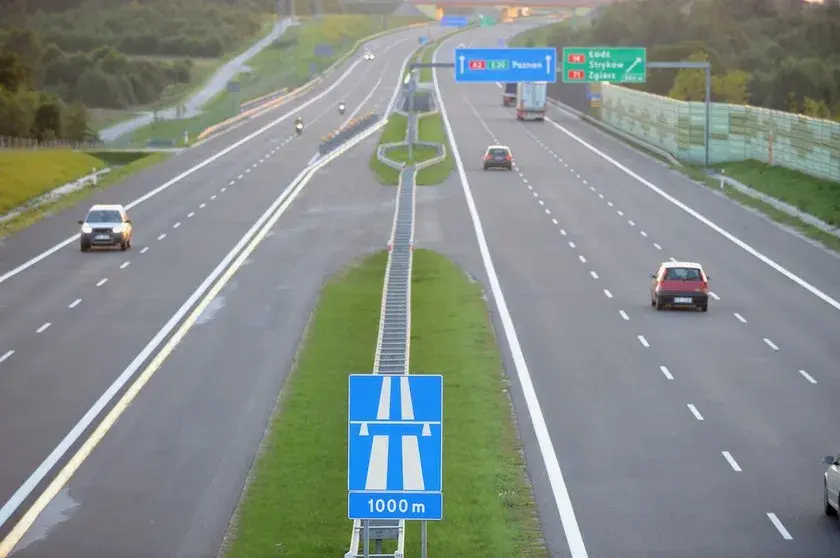 Prawo jazdy za prędkość na autostradzie: Kiedy i jak je stracisz?