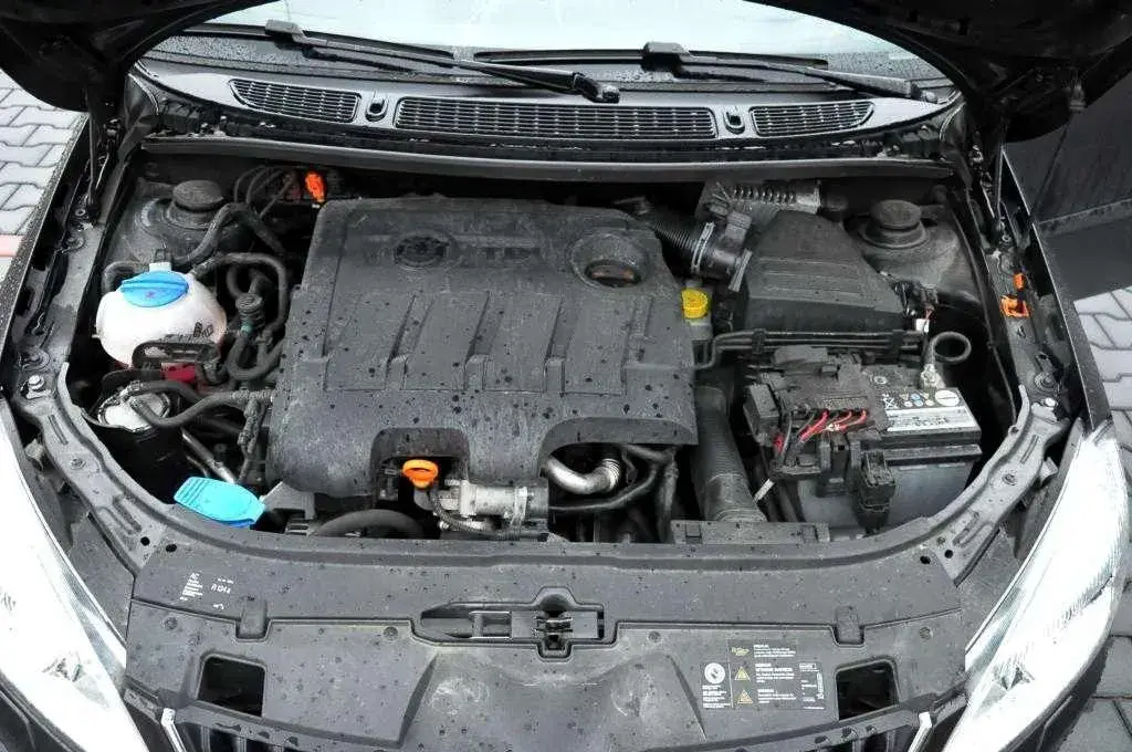 Skoda Roomster jaki silnik wybrać? Porównanie, opinie i zużycie paliwa