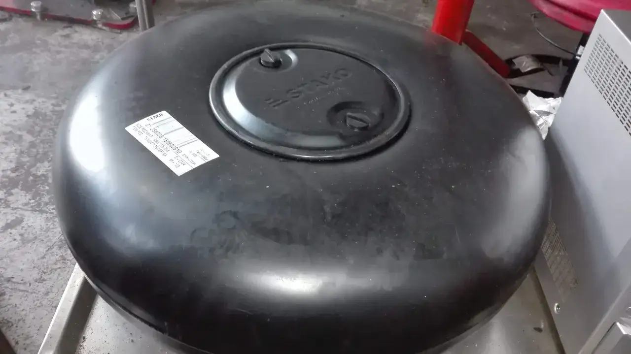 Zdjęcie Czy można samemu wymienić zbiornik LPG? Poznaj ryzyka i zasady bezpieczeństwa